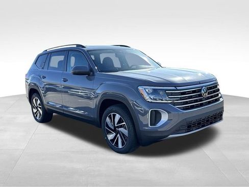 New 2026 Volkswagen Atlas SE FWD image 7