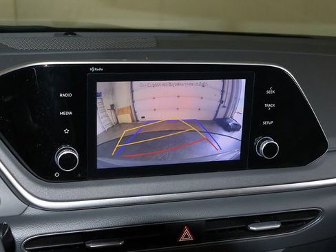 Used 2022 Hyundai Sonata SE FWD image 18