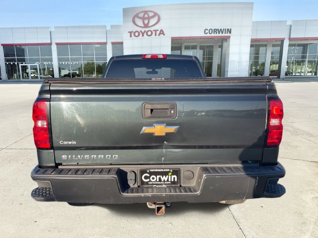 Used 2018 Chevrolet Silverado 1500 W/T w/ WT Convenience Package AWD/4WD image 4