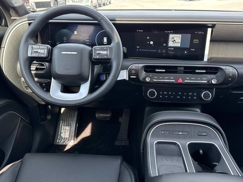 New 2026 Hyundai Palisade Calligraphy image 2