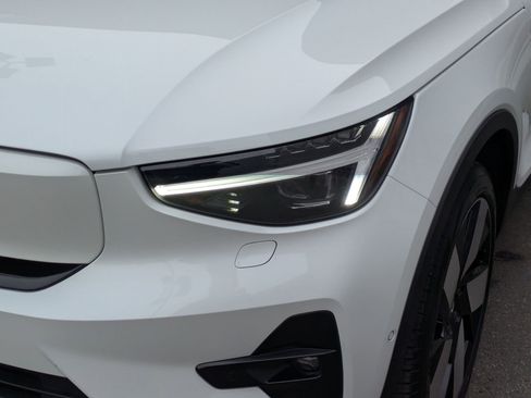 Certified 2023 Volvo C40 P8 Recharge Ultimate image 10