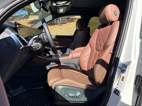 New 2026 BMW X5 xDrive40i w/ Parking Assistance Package image 10