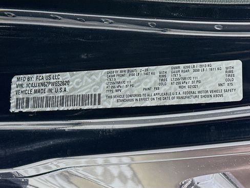 Used 2023 Jeep Wrangler Unlimited AWD/4WD image 12