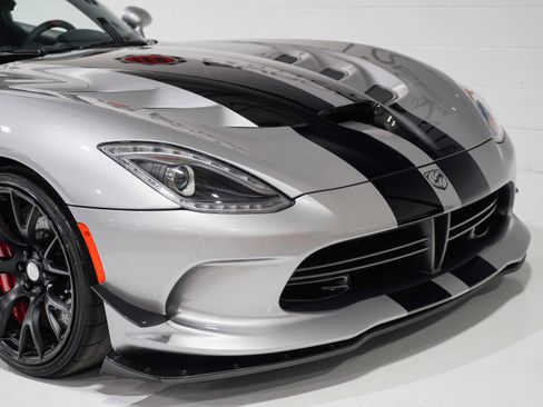 Used 2016 Dodge Viper ACR RWD image 23