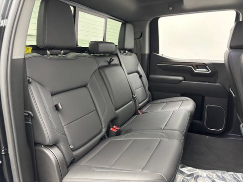 New 2026 GMC Sierra 1500 SLT w/ SLT Premium Package AWD/4WD image 40
