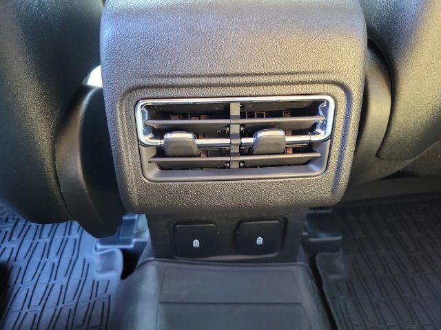 Used 2025 Lincoln Corsair AWD w/ Equipment Group 101A image 30