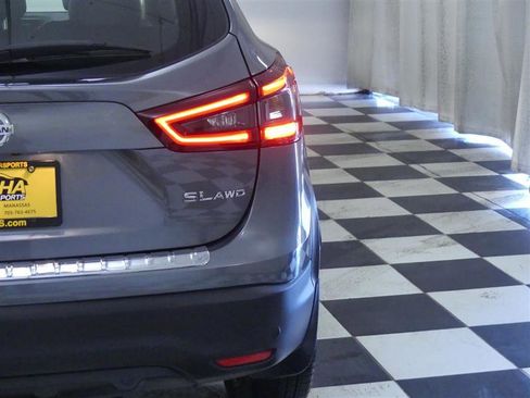 Used 2022 Nissan Rogue Sport SL image 24