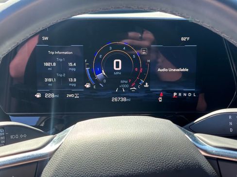 Certified 2025 Chevrolet Suburban Z71 image 16