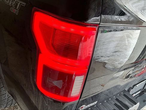 Used 2018 Ford F150 Lariat w/ Equipment Group 502A Luxury image 24