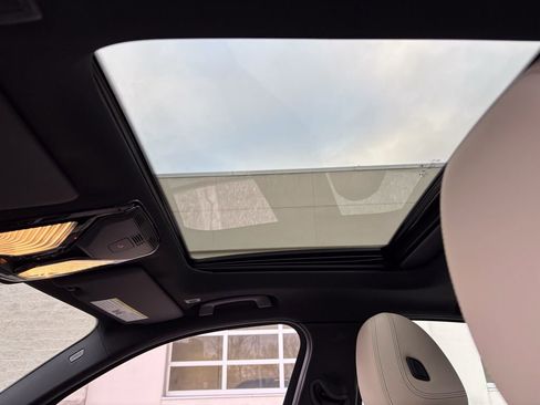 Certified 2023 BMW 330i xDrive Sedan w/ Premium Package image 13