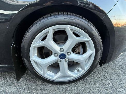 Used 2014 Ford Focus ST w/ Equipment Group 202A image 14