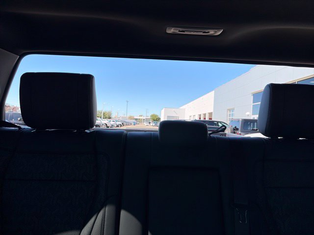 Used 2025 Toyota Tundra Limited AWD/4WD image 9