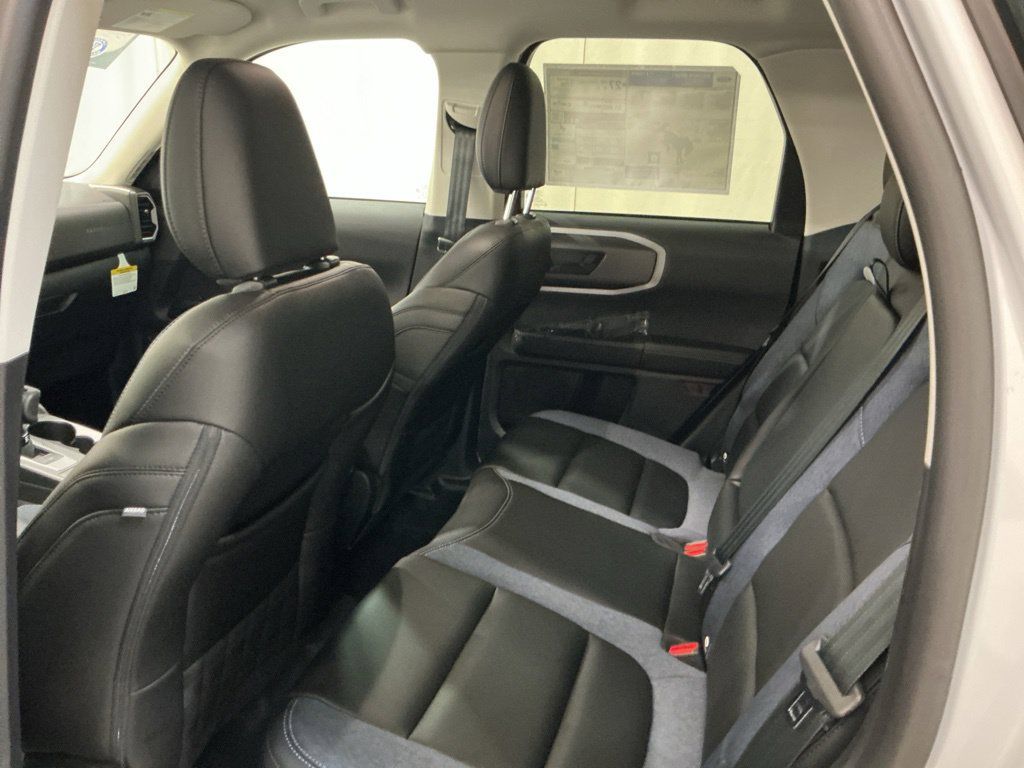 New 2026 Ford Bronco Sport Outer Banks w/ Outer Banks Tech Package+ AWD/4WD image 31
