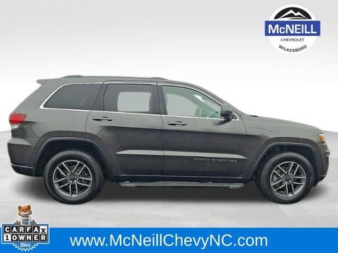 Used 2020 Jeep Grand Cherokee Laredo w/ 18" Wheel & 8.4" Radio Group image 7