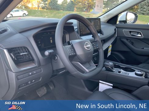 New 2026 Nissan Rogue Platinum w/ Platinum Premium Package image 6