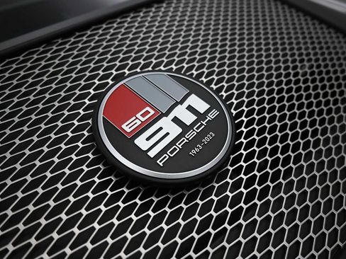 Certified 2024 Porsche 911 GT3 RS RWD image 24