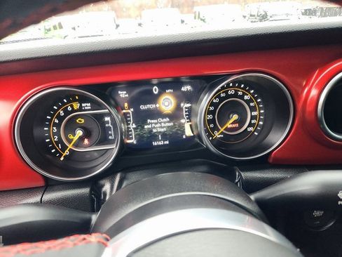 Used 2023 Jeep Gladiator Rubicon w/ LED Lighting Group image 21