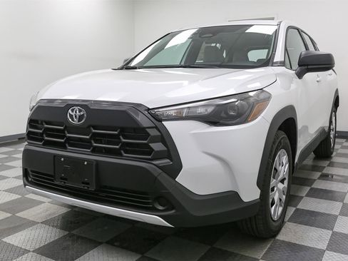 New 2026 Toyota Corolla Cross L AWD/4WD image 4