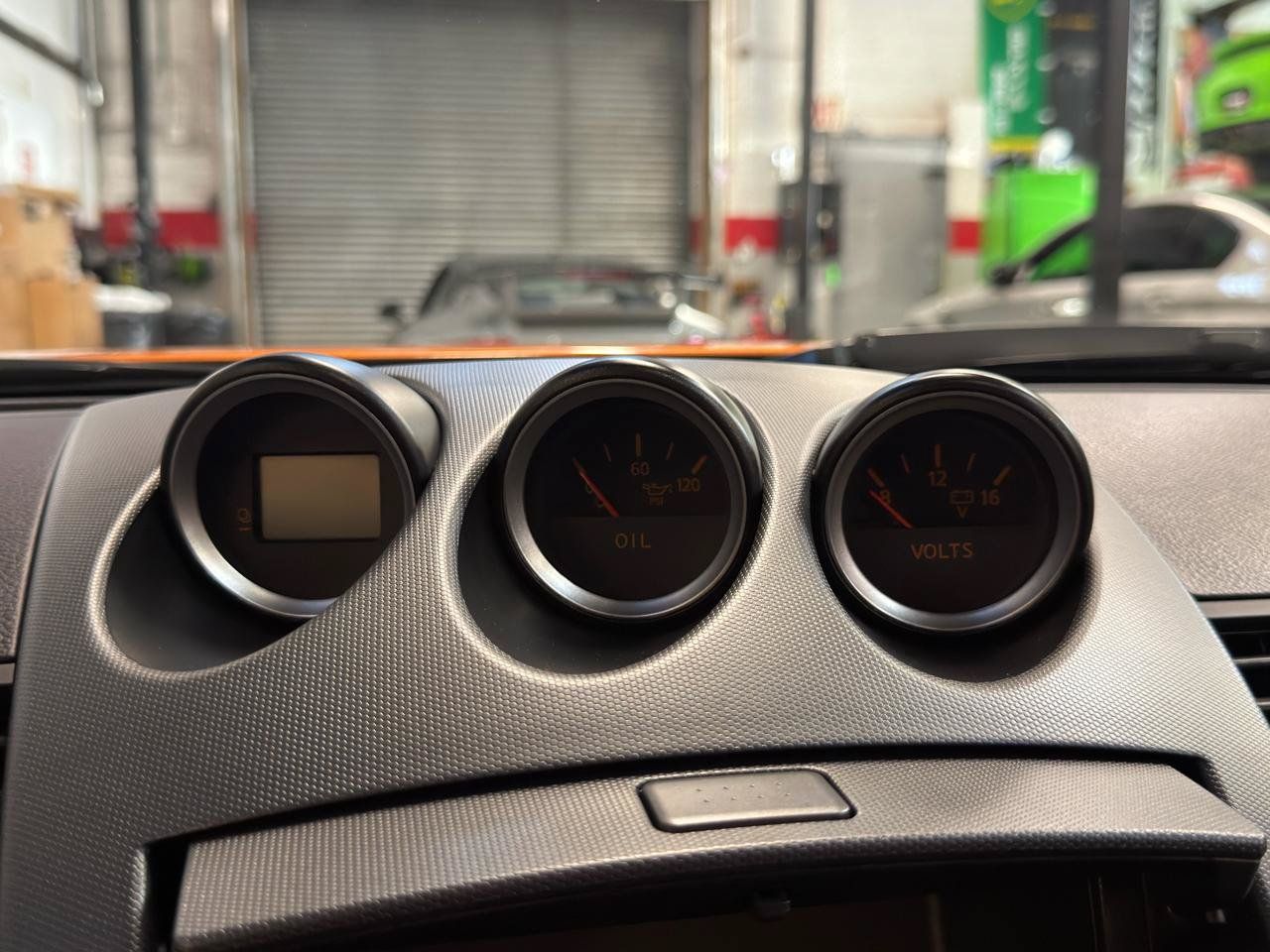 Used 2003 Nissan 350Z Track RWD image 19