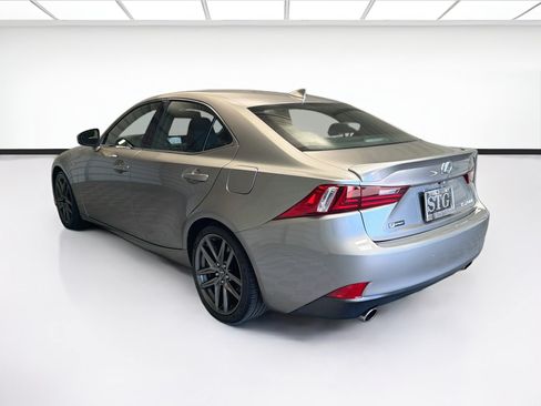 Used 2016 Lexus IS 200t w/ F Sport Package RWD image 6