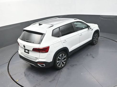 Used 2022 Volkswagen Taos SE AWD/4WD image 29