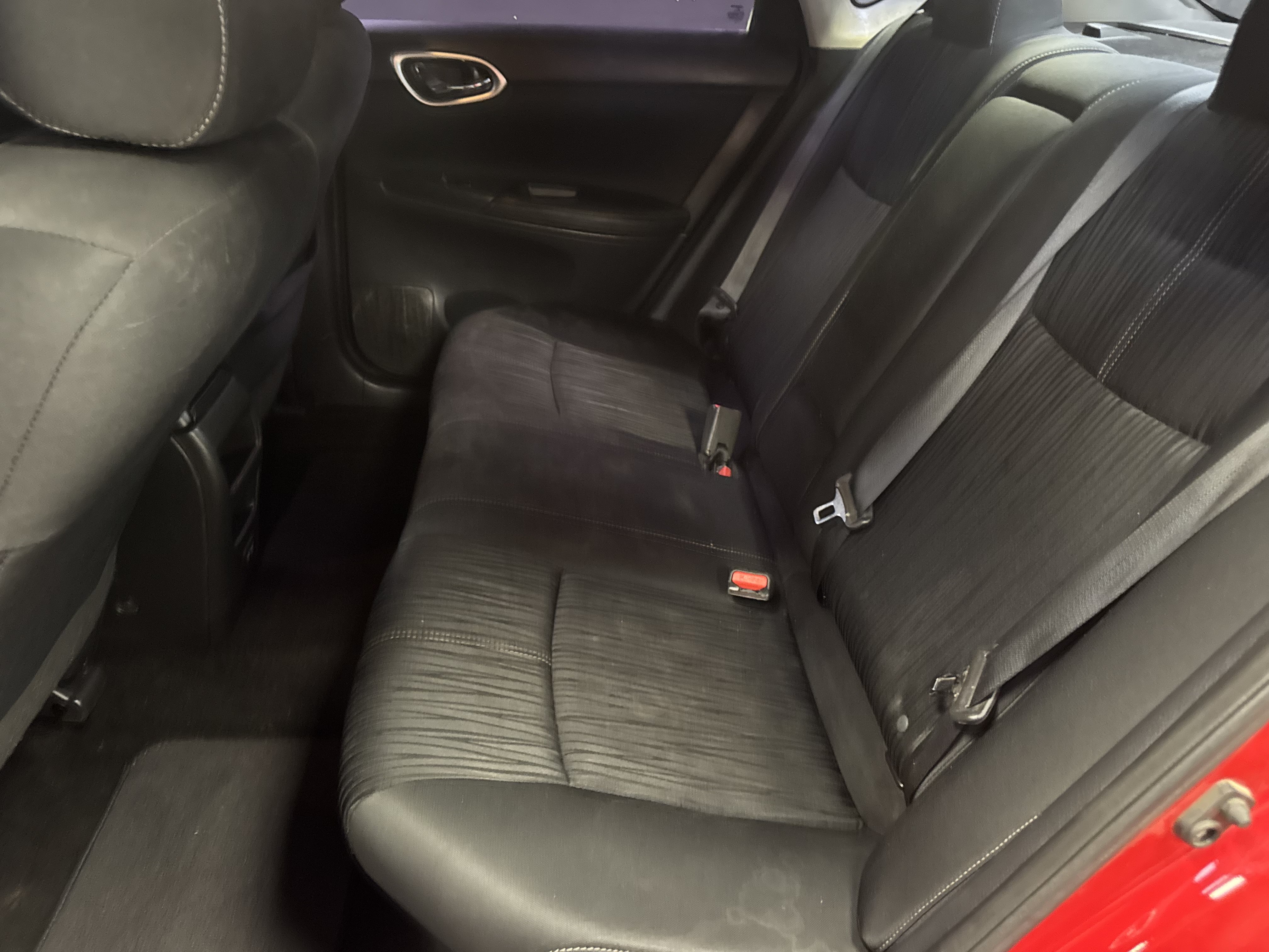 Used 2018 Nissan Sentra SV FWD image 11