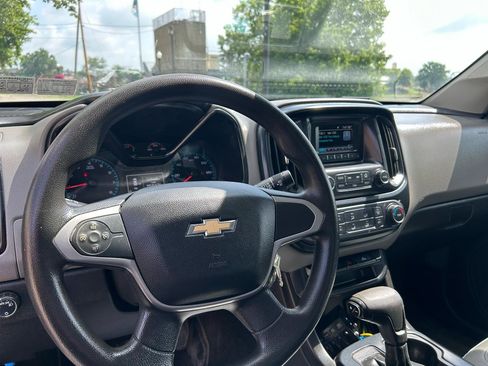 Used 2016 Chevrolet Colorado W/T w/ WT Convenience Package AWD/4WD image 6