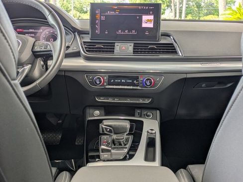 Used 2025 Audi Q5 2.0T Premium AWD/4WD image 16