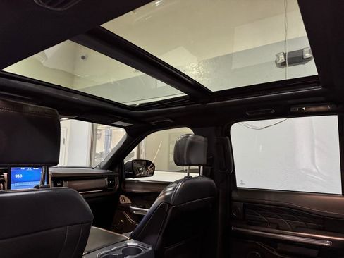 Used 2022 Ford Expedition Max Platinum image 24