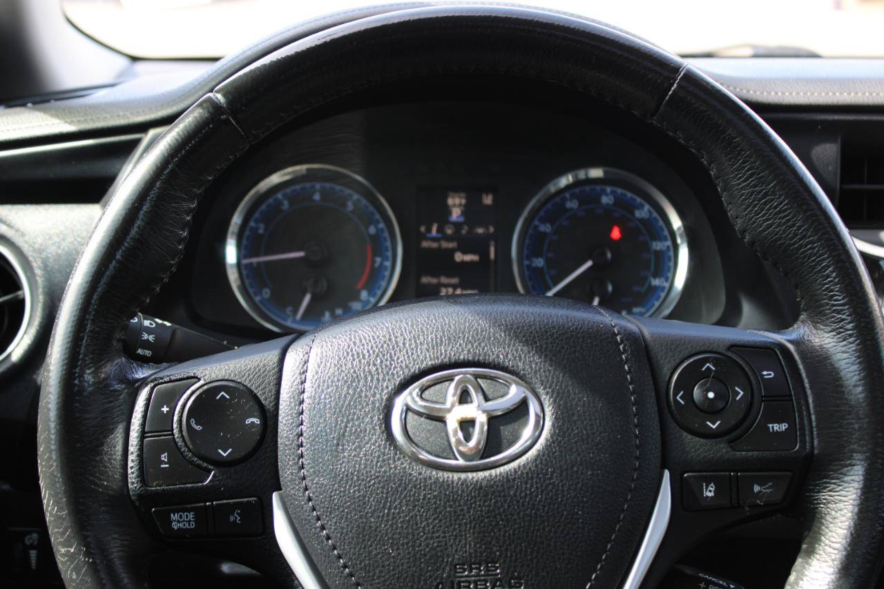 Used 2017 Toyota Corolla XSE w/ Carpet Mat Package (TMS) FWD image 10