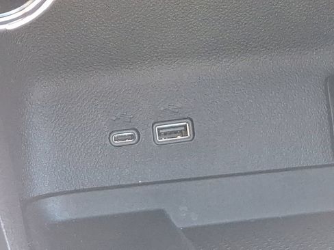 Certified 2025 Chevrolet Traverse RS AWD/4WD image 27