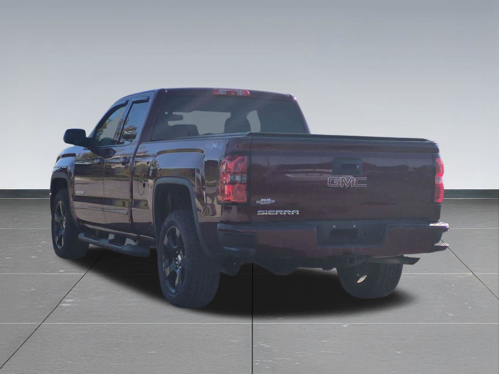 Used 2015 GMC Sierra 1500 4x4 Double Cab w/ Elevation Edition image 4
