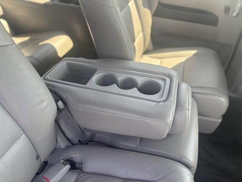 Used 2014 Honda Odyssey Touring Elite image 23