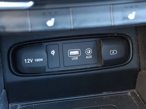 Used 2020 Hyundai Santa Fe SEL w/ Convenience + Premium Package image 27