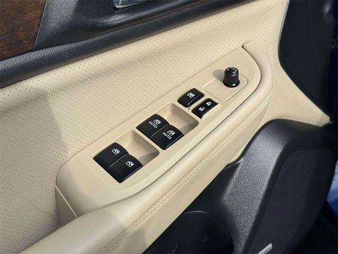 Used 2015 Subaru Outback 2.5i Limited image 16