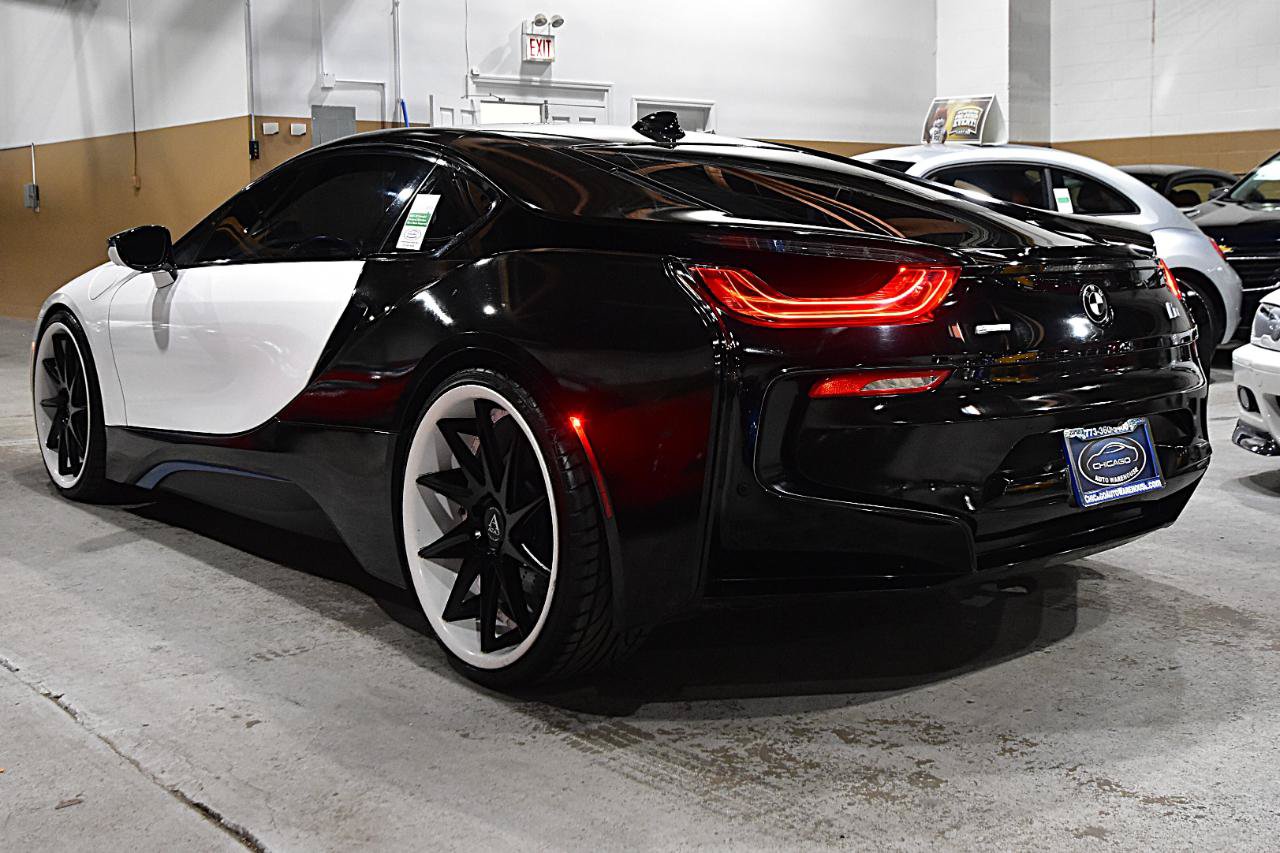 Used 2016 BMW i8 AWD/4WD image 10