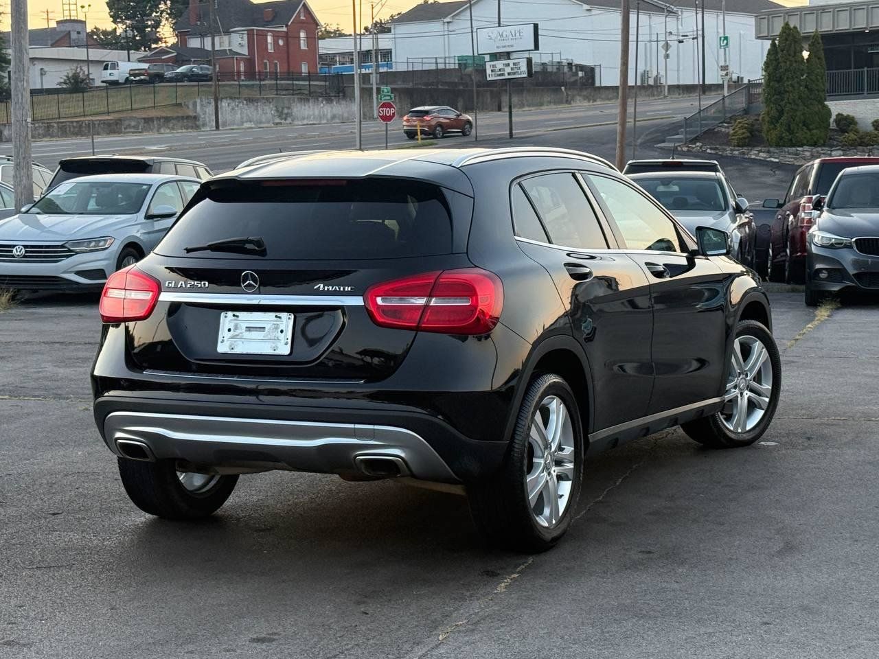 Used 2015 Mercedes-Benz GLA 250 4MATIC w/ Premium Package image 2