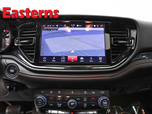 Used 2024 Dodge Durango GT RWD image 12