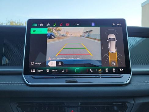 New 2026 Volkswagen Tiguan SE AWD/4WD image 19