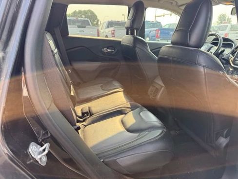 Used 2014 Jeep Cherokee Limited AWD/4WD image 13
