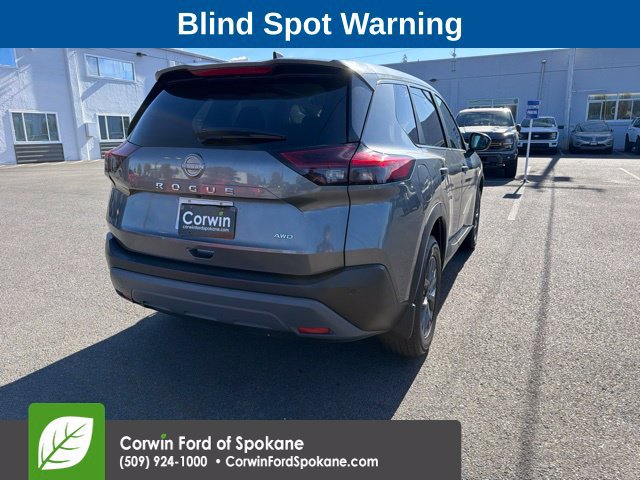 Used 2023 Nissan Rogue S AWD/4WD image 3