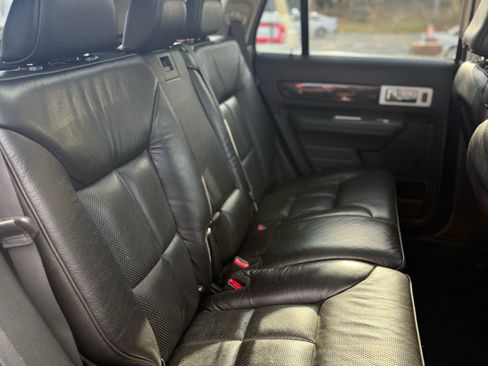 Used 2009 Lincoln MKX AWD image 16