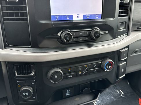 Used 2023 Ford F150 XLT image 31