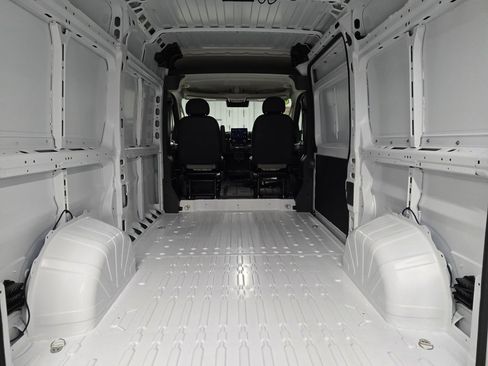 Used 2024 RAM ProMaster 3500 w/ Quick Order Package 22G SLT image 36