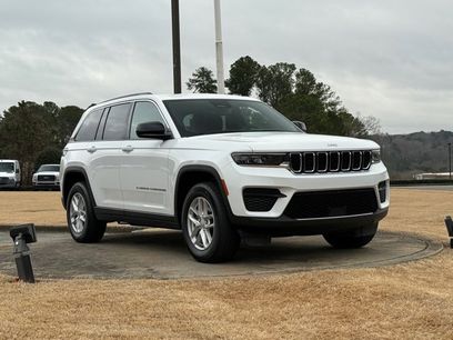 Certified 2024 Jeep Grand Cherokee Laredo X w/ Luxury Tech Group I