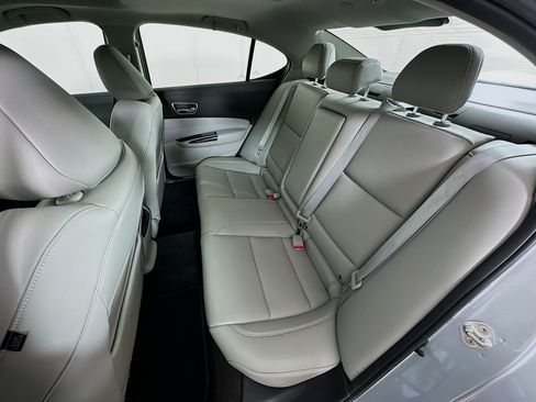 Used 2019 Acura TLX image 27