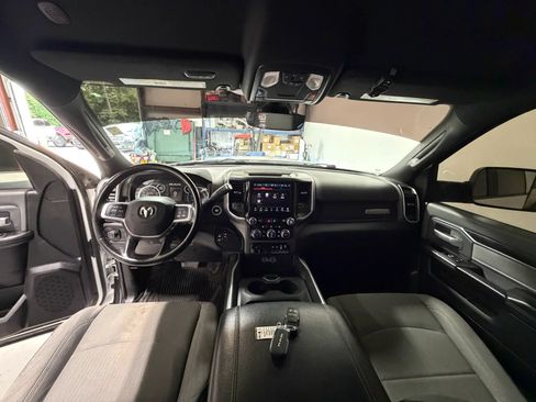 Used 2022 RAM 2500 Big Horn w/ Level A Equipment Group AWD/4WD image 14
