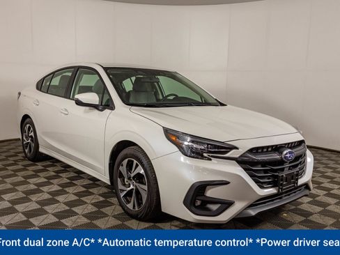 Used 2025 Subaru Legacy Premium AWD/4WD image 12