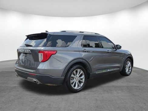 Used 2021 Ford Explorer Limited w/ Equipment Group 301A RWD image 4