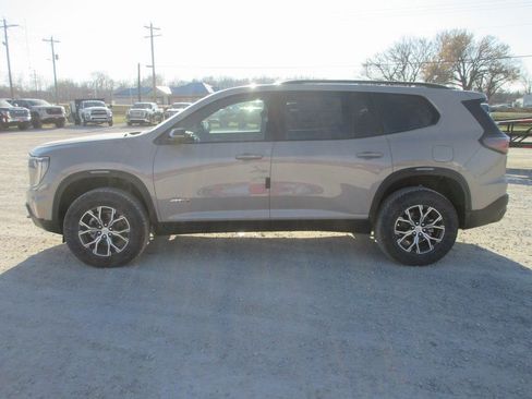 New 2026 GMC Acadia AT4 image 9